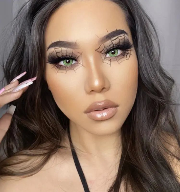 Explained! why you shouldn't sleep with contact lenses in