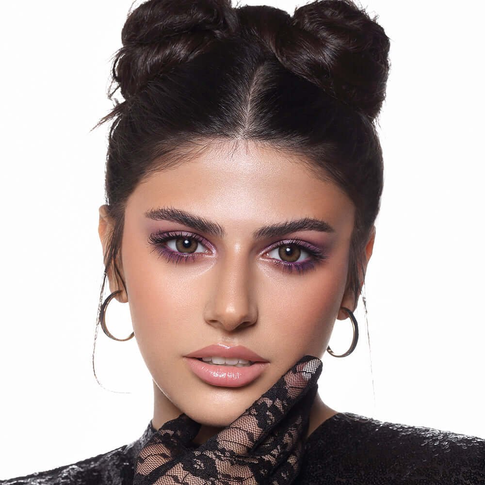 How To Wear Gray Contacts Without Looking Fake