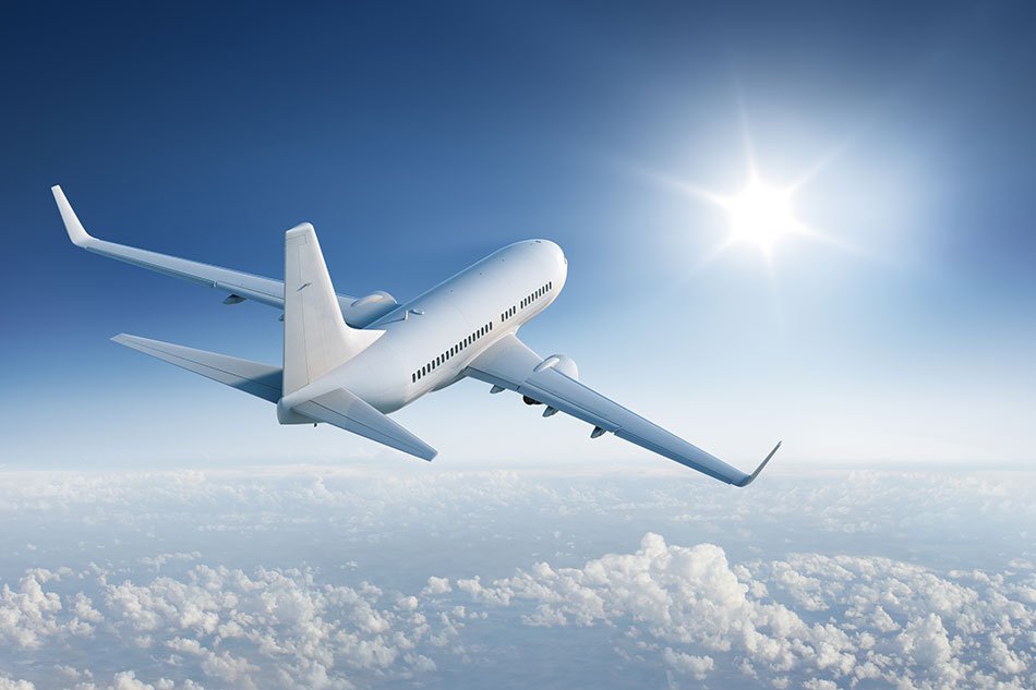 Bon Voyage! 7 Contact Lens Tips for Your Next Trip
